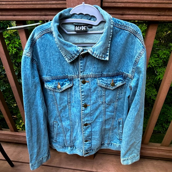 AC/DC Denim Jean Jacket Blue Button Up Back Patch Rock Music Band Size L - Picture 2 of 5